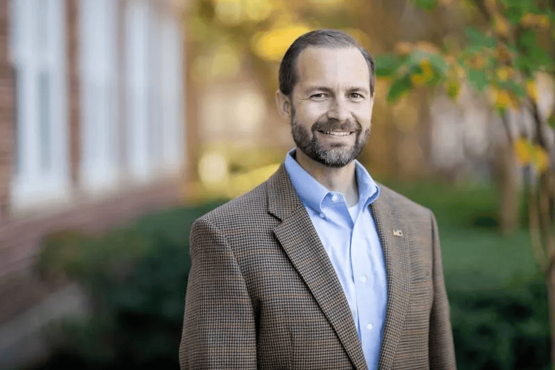 Evan Lenow has been named the Mississippi Humanities Council’s 2026 MC Teacher of the Year.
