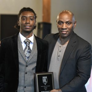 Robert (left) is pictured with Harold Hart (right), Board of Directors, Vice Chairman of Leadership Greater Jackson. Mr. Hart is the owner of Elim’s Art Concepts and Decorative Designs and a native of Yazoo City, Mississippi.