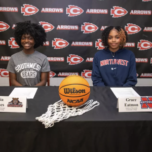 Lady Arrows sign to play college ball