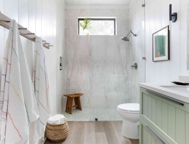 white marble bathroom