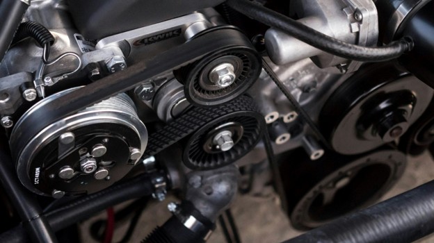 supercharger belt on car