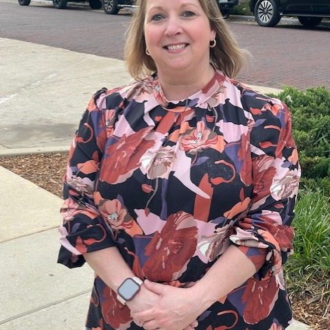 Randi Jarnigan has been named the director of the Clinton Visitor Center.