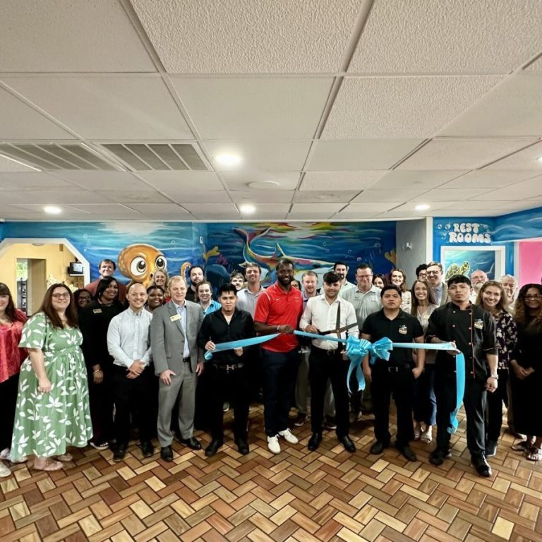 Daddy Shark Seafood and Steak celebrated with ribbon cutting