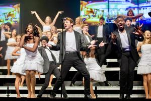Attaché Show Choir closes another winning season