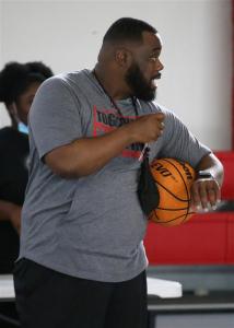 Teachers vs. students basketball game