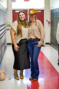 CJHS dresses the part for Homecoming