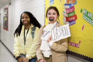 CJHS dresses the part for Homecoming
